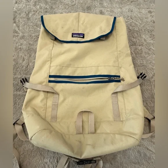 Patagonia 25L Arbor Classic Backpack - Picture 7 of 9